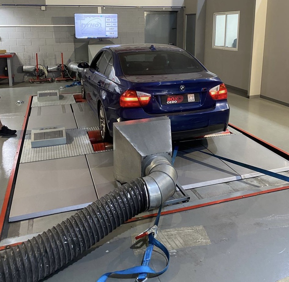 E90 330d